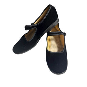Classic Black Women's Flats
